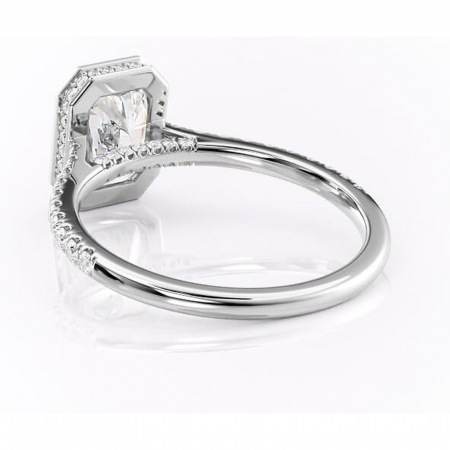 Inel de logodnă Fernelle din aur Alb 14kt cu moissanite tăietură radiantă – Montură închisă rafinată pentru profil înalt | Personalizează și configurează gratuit online [3]