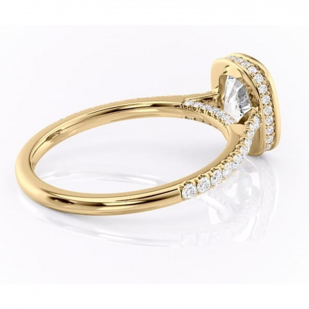 Inel de logodnă Fernelle din aur Galben 14kt cu moissanite tăietură pernă – Montură închisă rafinată pentru profil înalt | Personalizează și configurează gratuit online [2]
