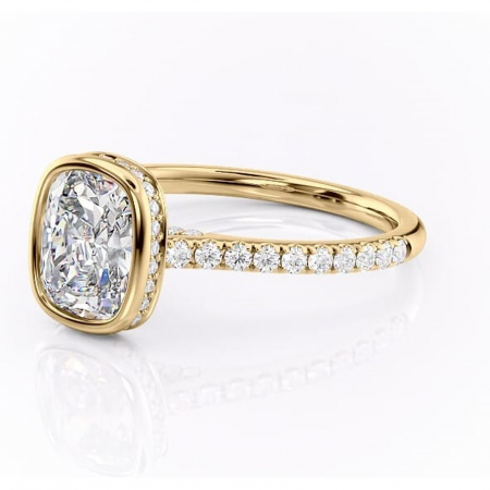 Inel de logodnă Fernelle din aur Galben 14kt cu moissanite tăietură pernă – Montură închisă rafinată pentru profil înalt | Personalizează și configurează gratuit online [6]