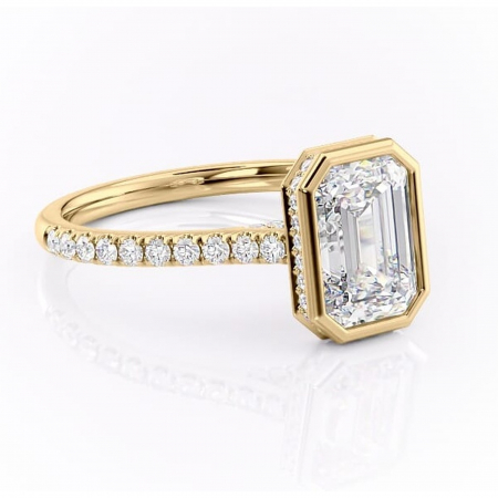 Aur galben - Inel de logodnă Fernelle din aur Galben 18kt cu moissanite tăietură smarald – Montură închisă rafinată pentru profil înalt | Personalizează și configurează gratuit online