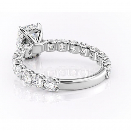 Inel de logodnă Floralie din aur Alb 14kt cu moissanite tăietură pernă – Pietre laterale excepțional | Personalizează și configurează gratuit online [3]