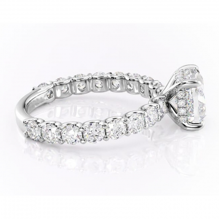 Inel de logodnă Floralie din aur Alb 14kt cu moissanite tăietură pernă – Pietre laterale excepțional | Personalizează și configurează gratuit online [1]