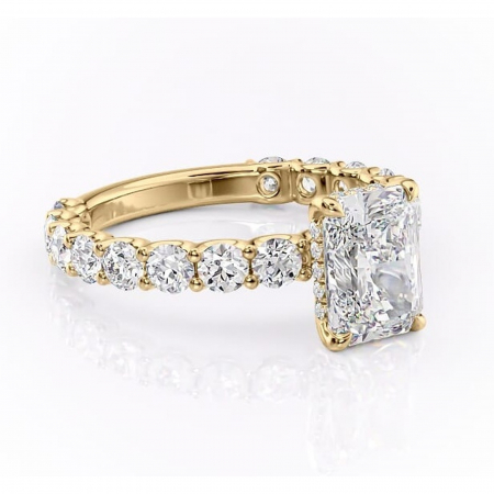 Radiantă - Inel de logodnă Floralie din aur Galben 18kt cu moissanite tăietură radiantă – Pietre laterale excepțional | Personalizează și configurează gratuit online