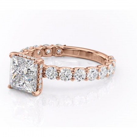 Inel de logodnă Floralie din aur Rose 14kt cu moissanite tăietură princess – Pietre laterale excepțional | Personalizează și configurează gratuit online [6]