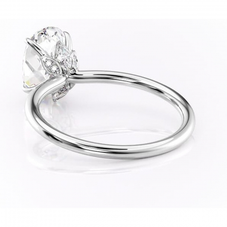 Inel de logodnă Garnet din aur Alb 14kt cu moissanite tăietură ovală – Solitar rafinată pentru profil înalt | Personalizează și configurează gratuit online [3]