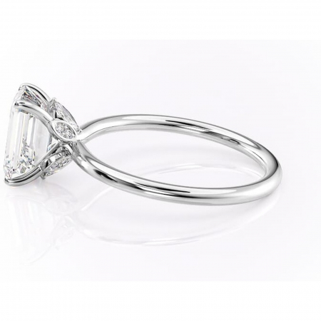 Inel de logodnă Garnet din aur Alb 14kt cu moissanite tăietură smarald – Solitar rafinată pentru profil înalt | Personalizează și configurează gratuit online [5]