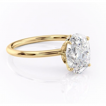 Ovală - Inel de logodnă Garnet din aur Galben 18kt cu moissanite tăietură ovală – Solitar rafinată pentru profil înalt | Personalizează și configurează gratuit online