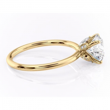 Inel de logodnă Garnet din aur Galben 14kt cu moissanite tăietură rotundă – Solitar rafinată pentru profil înalt | Personalizează și configurează gratuit online [1]