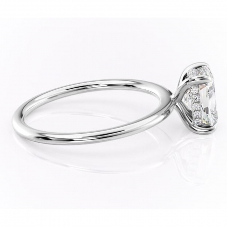 Inel de logodnă Genevieve din aur Alb 14kt cu moissanite tăietură pernă – Solitar rafinată pentru profil înalt | Personalizează și configurează gratuit online [1]