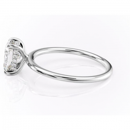 Inel de logodnă Genevieve din aur Alb 14kt cu moissanite tăietură pernă – Solitar rafinată pentru profil înalt | Personalizează și configurează gratuit online [5]