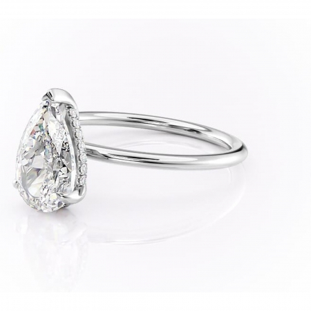 Inel de logodnă Genevieve din aur Alb 14kt cu moissanite tăietură pară – Solitar rafinată pentru profil înalt | Personalizează și configurează gratuit online [6]