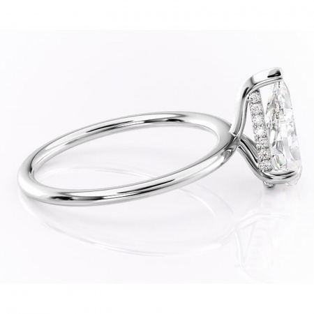 Inel de logodnă Genevieve din aur Alb 14kt cu moissanite tăietură pară – Solitar rafinată pentru profil înalt | Personalizează și configurează gratuit online [1]