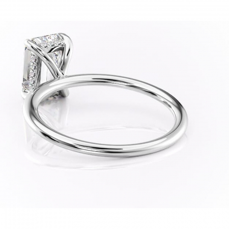 Inel de logodnă Genevieve din aur Alb 14kt cu moissanite tăietură smarald – Solitar rafinată pentru profil înalt | Personalizează și configurează gratuit online [3]