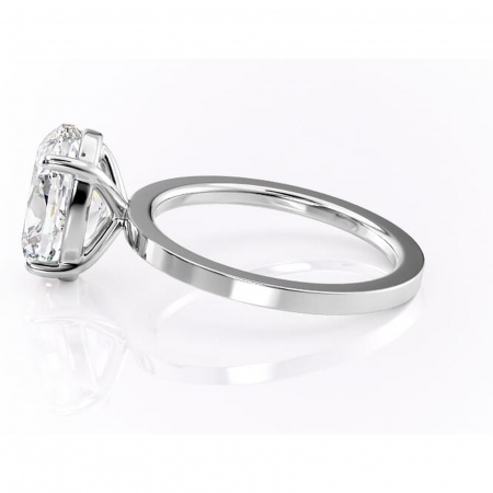 Inel de logodnă Georgiana din aur Alb 14kt cu moissanite tăietură ovală – Profil pătrat rafinată pentru profil înalt | Personalizează și configurează gratuit online [5]