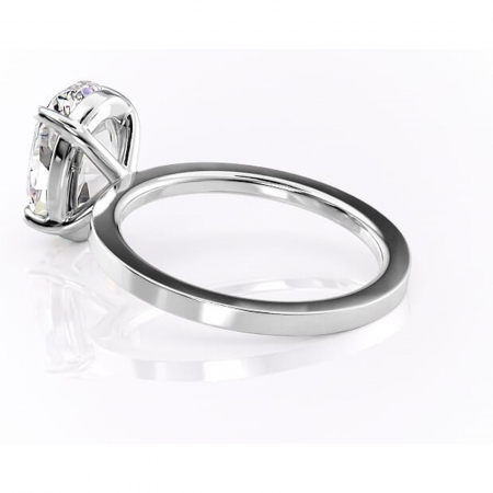 Inel de logodnă Georgiana din aur Alb 14kt cu moissanite tăietură ovală – Profil pătrat rafinată pentru profil înalt | Personalizează și configurează gratuit online [4]