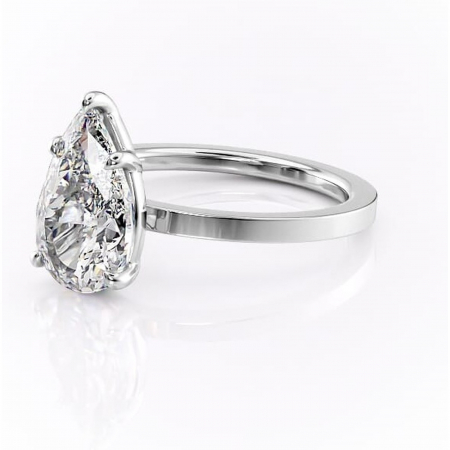 Inel de logodnă Georgiana din aur Alb 14kt cu moissanite tăietură pară – Profil pătrat rafinată pentru profil înalt | Personalizează și configurează gratuit online [6]