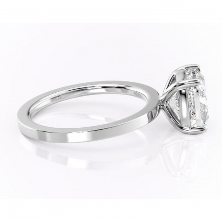 Inel de logodnă Georgiana din aur Alb 14kt cu moissanite tăietură pernă – Profil pătrat rafinată pentru profil înalt | Personalizează și configurează gratuit online [1]