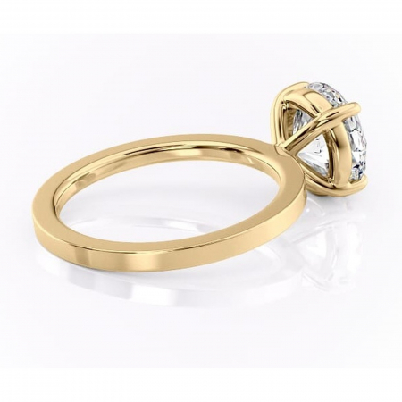 Inel de logodnă Georgiana din aur Galben 14kt cu moissanite tăietură rotundă – Profil pătrat rafinată pentru profil înalt | Personalizează și configurează gratuit online [2]