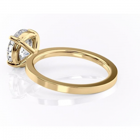 Inel de logodnă Georgiana din aur Galben 14kt cu moissanite tăietură rotundă – Profil pătrat rafinată pentru profil înalt | Personalizează și configurează gratuit online [4]