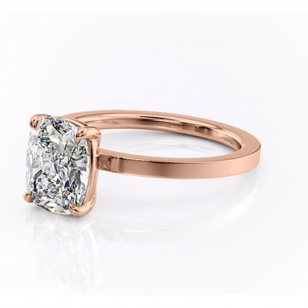 Inel de logodnă Georgiana din aur Rose 14kt cu moissanite tăietură pernă – Profil pătrat rafinată pentru profil înalt | Personalizează și configurează gratuit online [6]