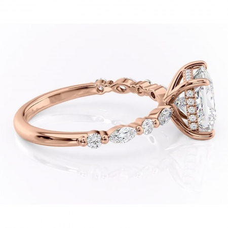 Inel de logodnă Gwendolyn din aur Rose 18kt cu moissanite tăietură princess – Pietre laterale rafinată pentru profil înalt | Personalizează și configurează gratuit online [1]
