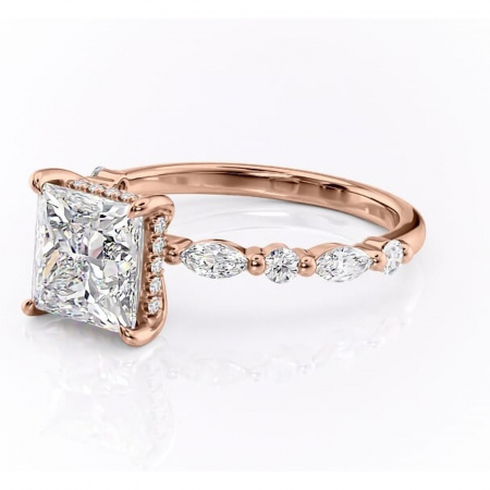 Inel de logodnă Gwendolyn din aur Rose 18kt cu moissanite tăietură princess – Pietre laterale rafinată pentru profil înalt | Personalizează și configurează gratuit online [6]