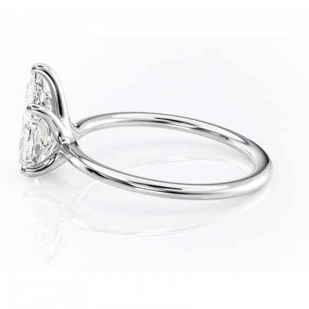Inel de logodnă Helena din aur Alb 14kt cu moissanite tăietură pară – Solitar rafinată pentru profil jos | Personalizează și configurează gratuit online [5]