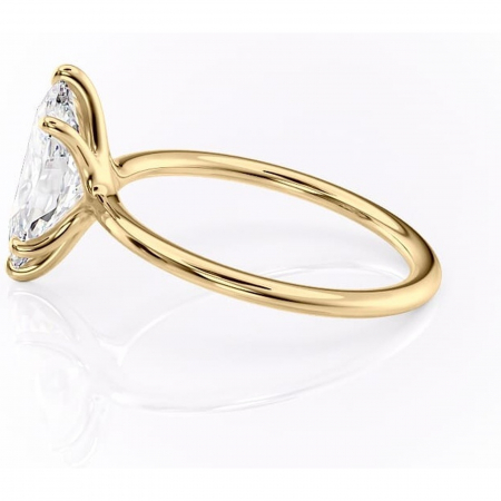 Inel de logodnă Helena din aur Galben 14kt cu moissanite tăietură marquise – Solitar rafinată pentru profil jos | Personalizează și configurează gratuit online [5]