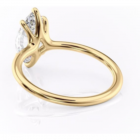 Inel de logodnă Helena din aur Galben 14kt cu moissanite tăietură marquise – Solitar rafinată pentru profil jos | Personalizează și configurează gratuit online [3]