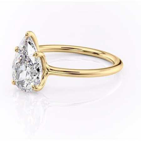 Inel de logodnă Helena din aur Galben 14kt cu moissanite tăietură pară – Solitar rafinată pentru profil jos | Personalizează și configurează gratuit online [6]