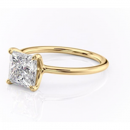 Inel de logodnă Helena din aur Galben 14kt cu moissanite tăietură princess – Solitar rafinată pentru profil jos | Personalizează și configurează gratuit online [6]