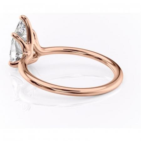 Inel de logodnă Helena din aur Rose 14kt cu moissanite tăietură pară – Solitar rafinată pentru profil jos | Personalizează și configurează gratuit online [4]