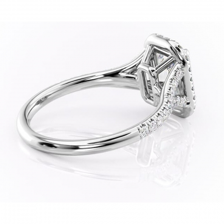 Inel de logodnă Henrietta din aur Alb 14kt cu moissanite tăietură radiantă – Halo rafinată pentru profil mediu | Personalizează și configurează gratuit online [2]