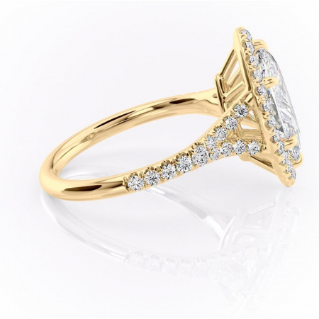 Inel de logodnă Henrietta din aur Galben 14kt cu moissanite tăietură marquise – Halo rafinată pentru profil mediu | Personalizează și configurează gratuit online [1]