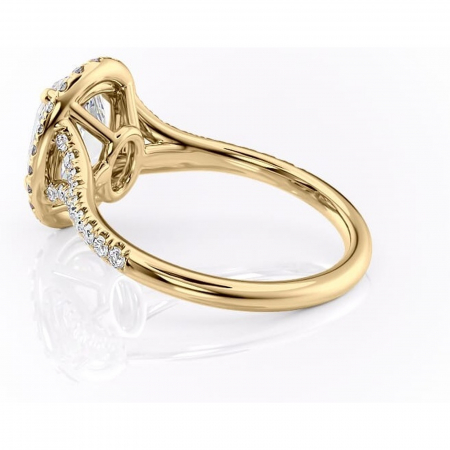 Inel de logodnă Henrietta din aur Galben 14kt cu moissanite tăietură ovală – Halo rafinată pentru profil mediu | Personalizează și configurează gratuit online [4]