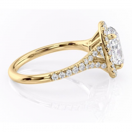 Inel de logodnă Henrietta din aur Galben 14kt cu moissanite tăietură ovală – Halo rafinată pentru profil mediu | Personalizează și configurează gratuit online [1]