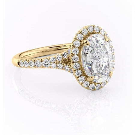 Ovală - Inel de logodnă Henrietta din aur Galben 18kt cu moissanite tăietură ovală – Halo rafinată pentru profil mediu | Personalizează și configurează gratuit online