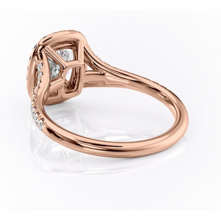 Inel de logodnă Henrietta din aur Rose 14kt cu moissanite tăietură asscher – Halo rafinată pentru profil mediu | Personalizează și configurează gratuit online [3]