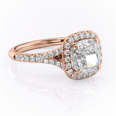 Pernă - Inel de logodnă Henrietta din aur Rose 18kt cu moissanite tăietură pernă – Halo rafinată pentru profil mediu | Personalizează și configurează gratuit online