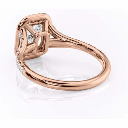 Inel de logodnă Henrietta din aur Rose 14kt cu moissanite tăietură radiantă – Halo rafinată pentru profil mediu | Personalizează și configurează gratuit online [3]
