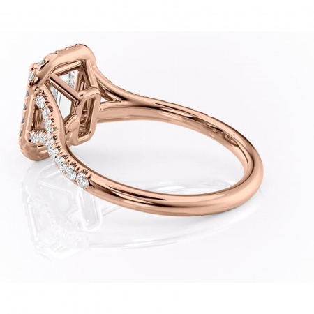 Inel de logodnă Henrietta din aur Rose 14kt cu moissanite tăietură smarald – Halo rafinată pentru profil mediu | Personalizează și configurează gratuit online [4]
