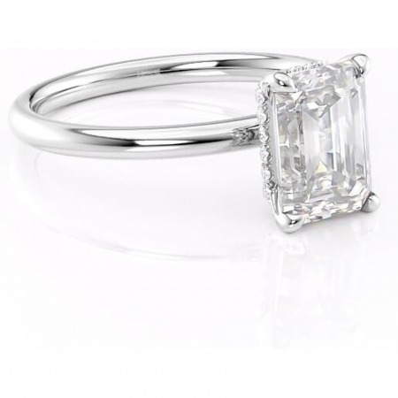 Smarald - Inel de logodnă Indie din aur Alb 18kt cu moissanite tăietură smarald – Solitar rafinată pentru profil înalt | Personalizează și configurează gratuit online