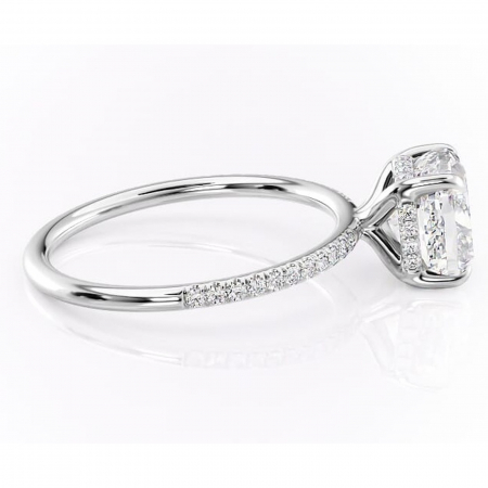 Inel de logodnă Isadora din aur Alb 14kt cu moissanite tăietură pernă – Montură pavé rafinată pentru profil înalt | Personalizează și configurează gratuit online [1]