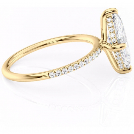 Inel de logodnă Isadora din aur Galben 14kt cu moissanite tăietură marquise – Montură pavé rafinată pentru profil înalt | Personalizează și configurează gratuit online [1]