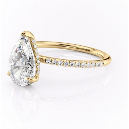 Inel de logodnă Isadora din aur Galben 18kt cu moissanite tăietură pară – Montură pavé rafinată pentru profil înalt | Personalizează și configurează gratuit online [6]