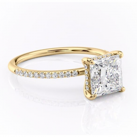 Aur galben - Inel de logodnă Isadora din aur Galben 18kt cu moissanite tăietură princess – Montură pavé rafinată pentru profil înalt | Personalizează și configurează gratuit online