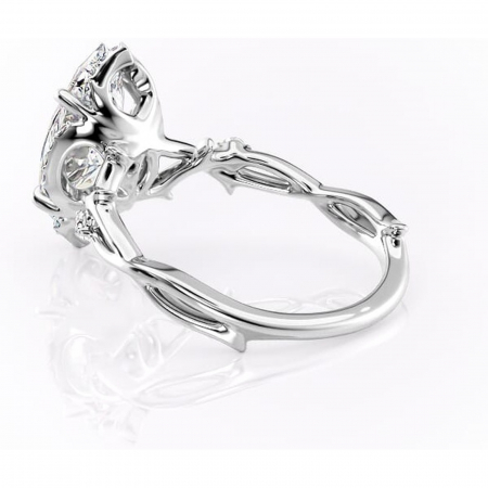 Inel de logodnă Isolde din aur Alb 14kt cu moissanite tăietură marquise – Halo rafinată pentru profil mediu | Personalizează și configurează gratuit online [4]