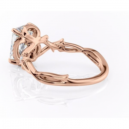 Inel de logodnă Isolde din aur Rose 14kt cu moissanite tăietură radiantă – Halo rafinată pentru profil mediu | Personalizează și configurează gratuit online [4]