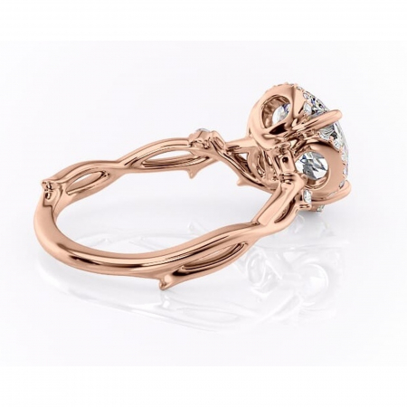 Inel de logodnă Isolde din aur Rose 14kt cu moissanite tăietură rotundă – Halo rafinată pentru profil mediu | Personalizează și configurează gratuit online [2]