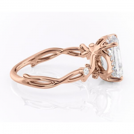 Inel de logodnă Isolde din aur Rose 14kt cu moissanite tăietură smarald – Halo rafinată pentru profil mediu | Personalizează și configurează gratuit online [1]